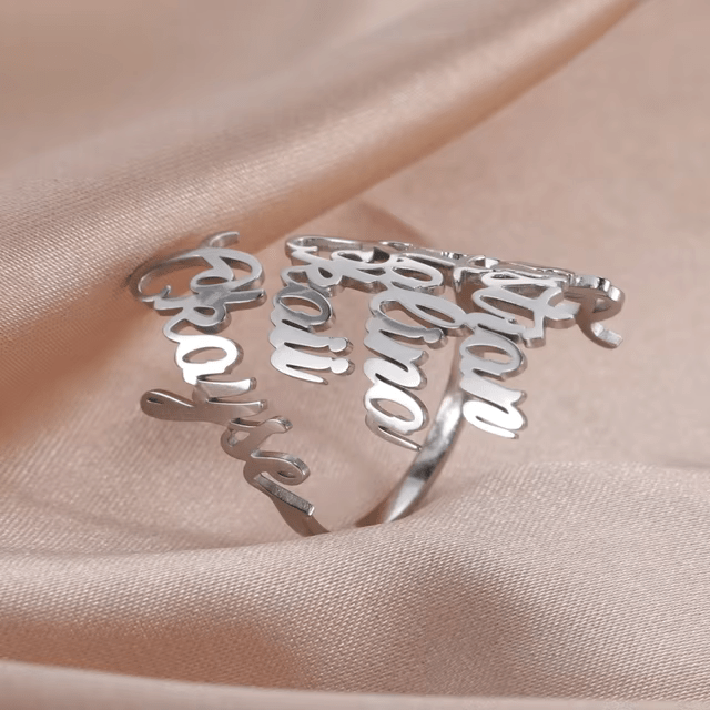 Bague Personnalisée avec 1 à 4 Noms Gravés