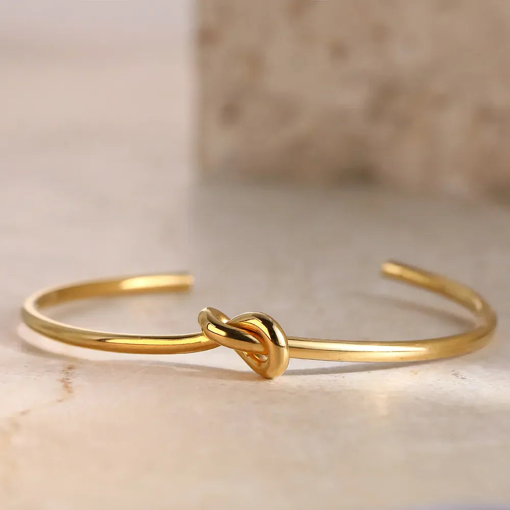 Bracelet en Or avec Nœud Torsadé