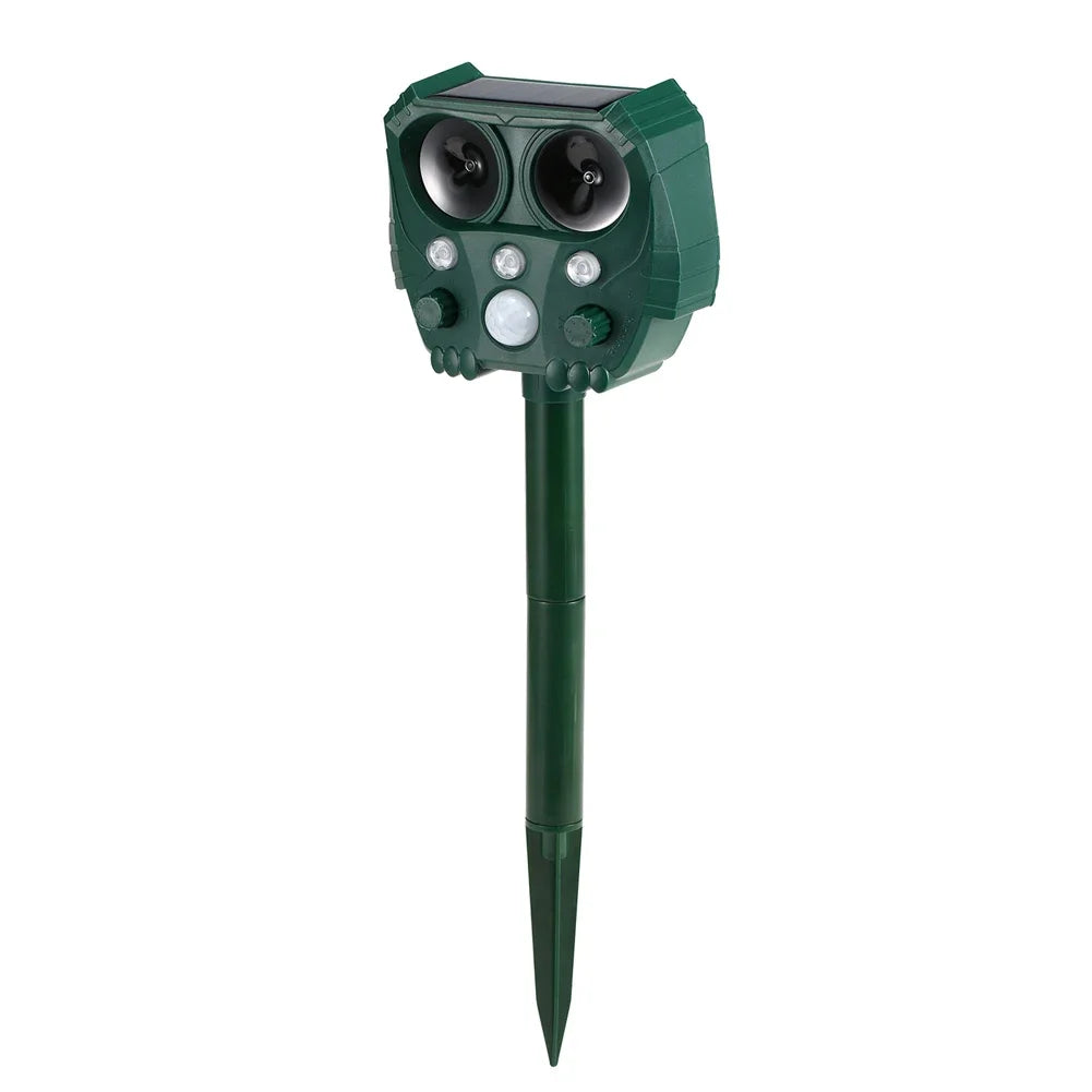 Répulseur à ultrasons solaire pour animaux avec capteur PIR et lumière clignotante – GuardPet