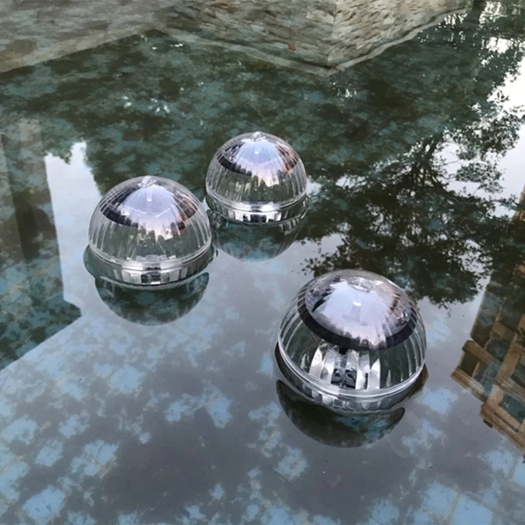 LumiGlobe Luminaire Solaire Flottant | Changement de Couleur RGB | Boule LED Flottante IP65 | Pour Piscine, Étang & Jardin