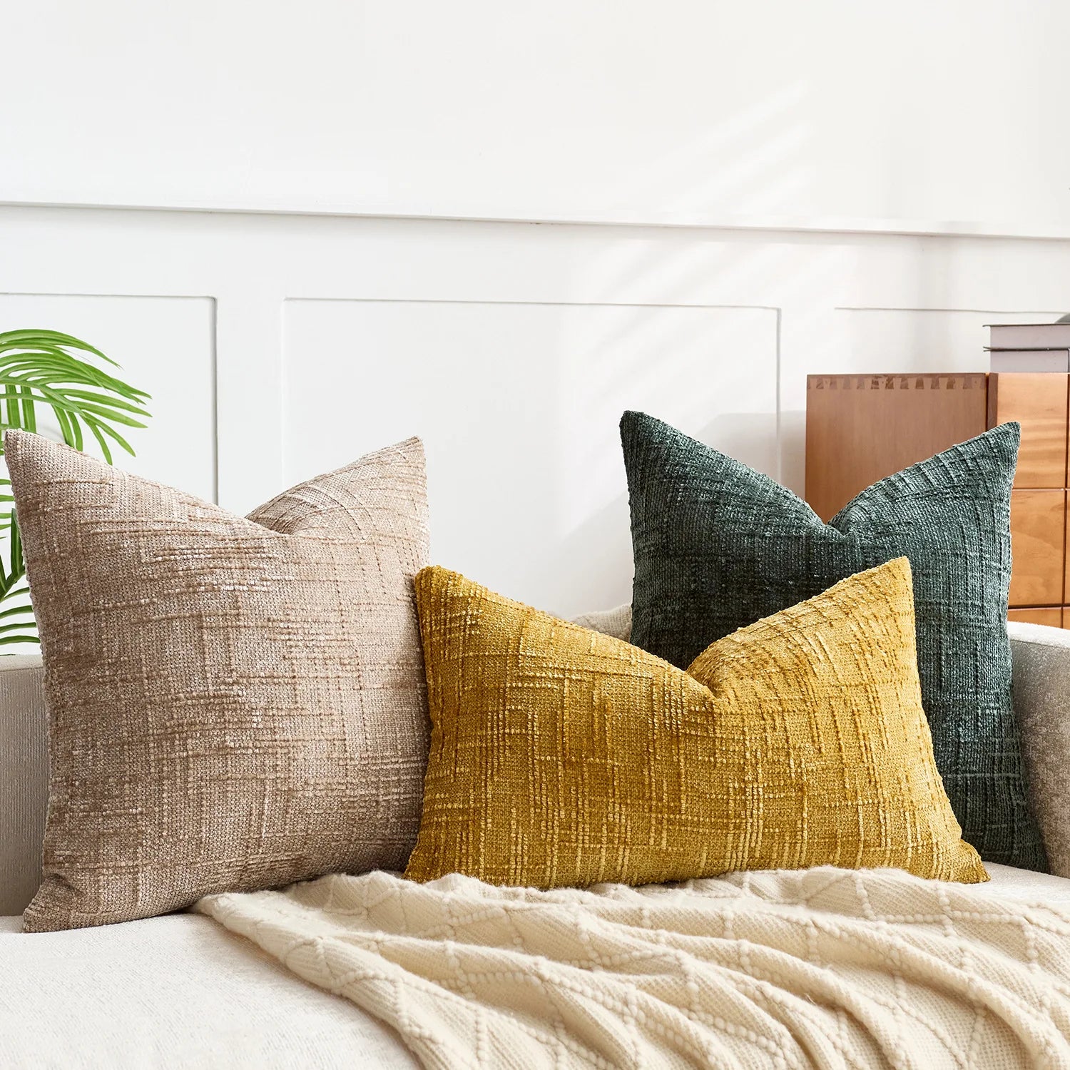 Housse de Coussin Chenille avec Structure en Bambou pour un Intérieur Luxueux et Chaleureux