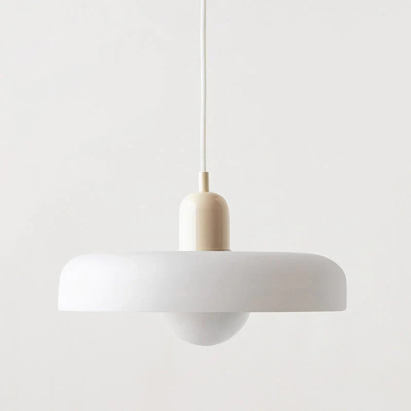 Suspension en verre scandinave pour une élégance intemporelle