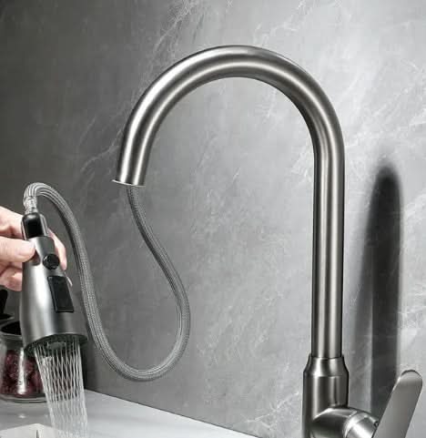 Robinet de cuisine moderne avec capteur tactile et douchette extensible