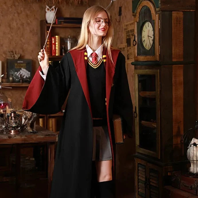 MAGISHIRE - Costume d'Étudiant Sorcier de Poudlard avec Robe, Baguette et Accessoires pour Enfants et Adultes