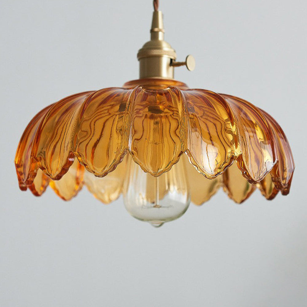 Lumière en verre qui émerveille par ses détails !