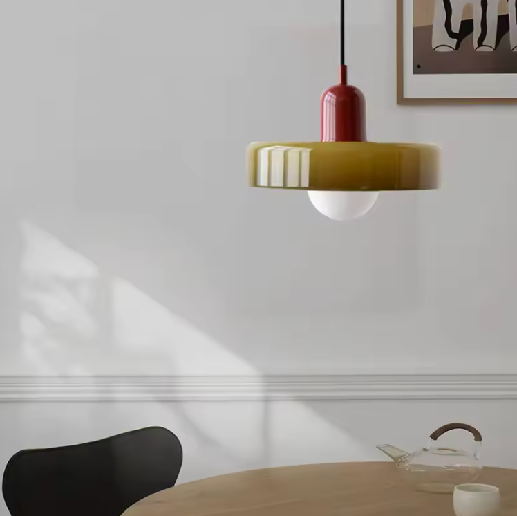 Luminaire en Verre Inspiré du Bauhaus – Éclairage Suspendu Moderne pour Cuisine