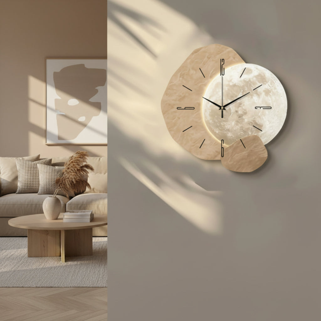 ECLIPSEWOOD - Horloge Murale en Bois Design avec Accents Dorés