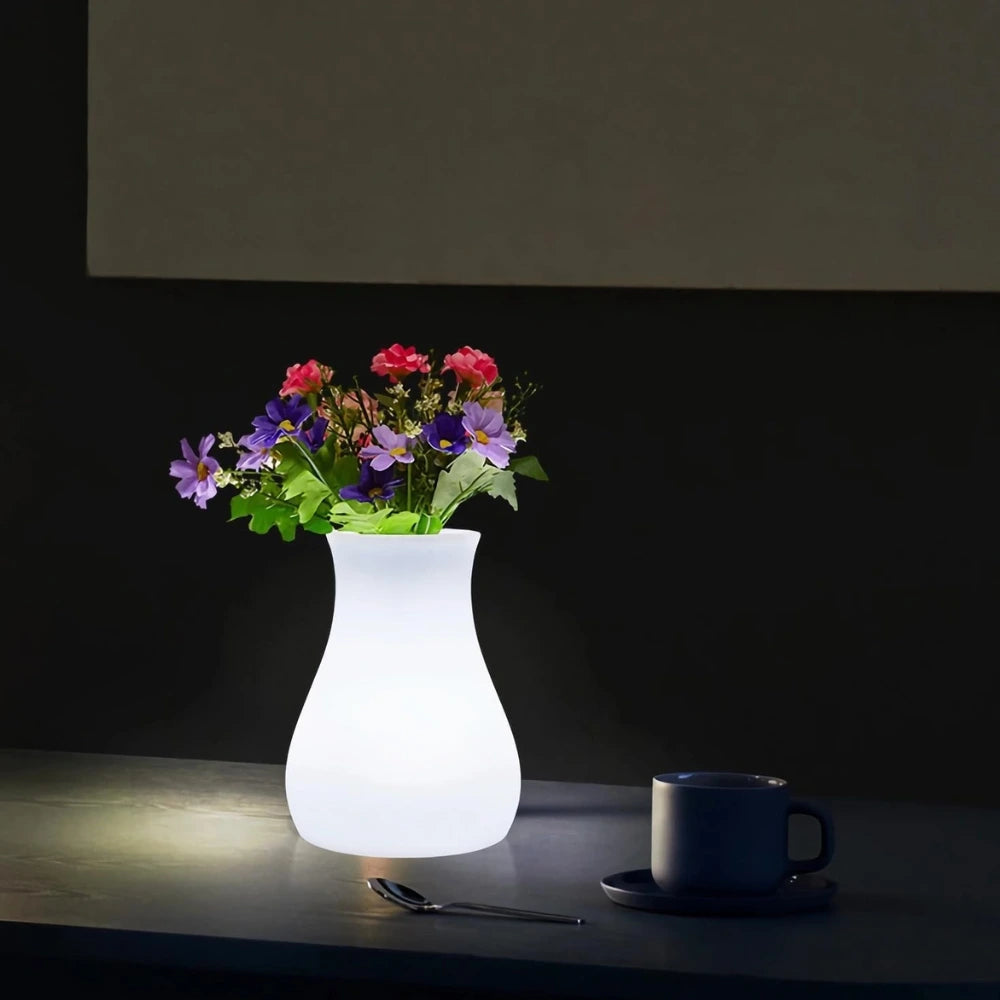 Lampe en forme de vase avec surface lisse rétroéclairée