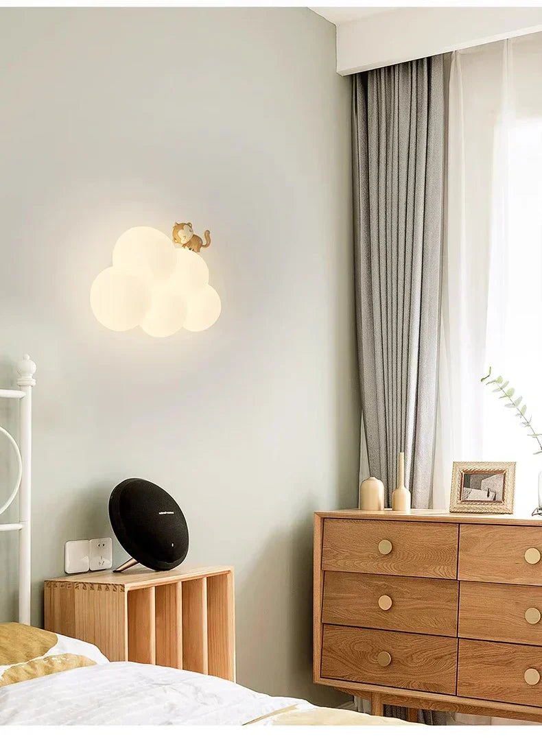 Magie de la Lumière dans la Lampe Murale pour Enfants