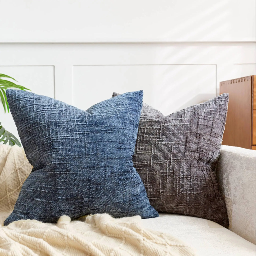 Housse de Coussin Chenille avec Structure en Bambou pour un Intérieur Luxueux et Chaleureux