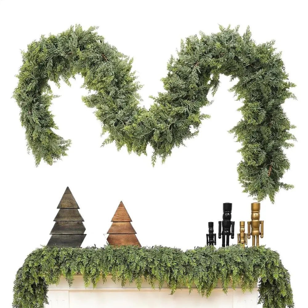 Guirlande de Noël Branches Vertes de Cyprès Motif Hivernal Accent