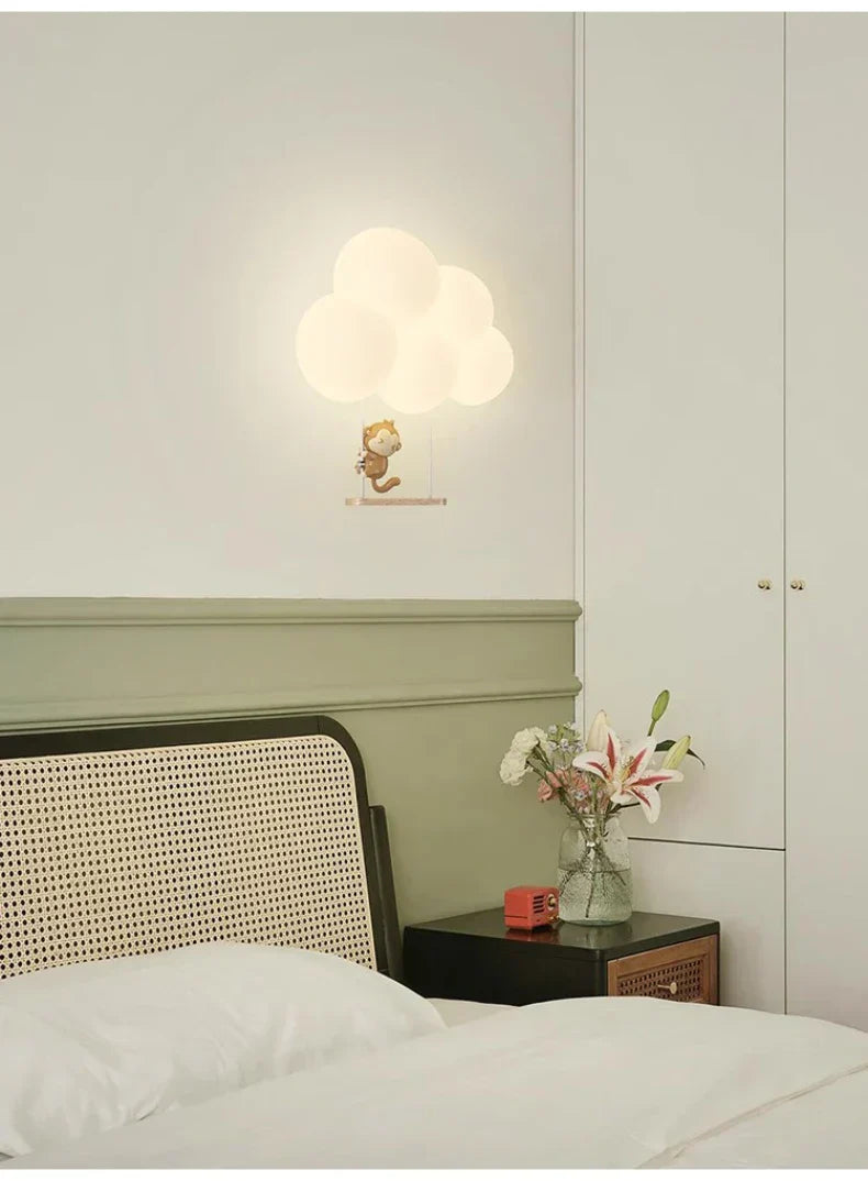 Magie de la Lumière dans la Lampe Murale pour Enfants