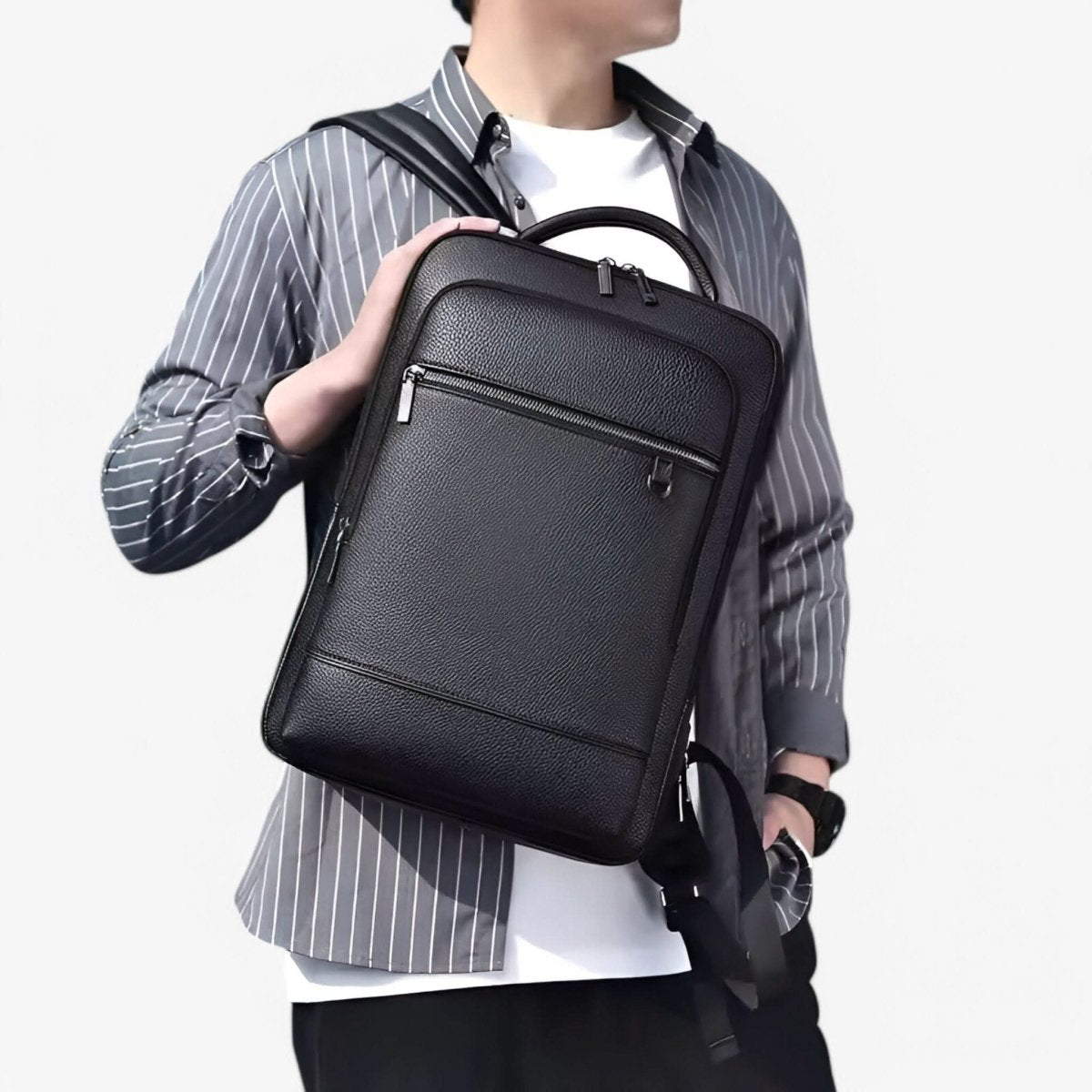 URBANVAULT – Sac à dos USB intelligent pour le travail et la mobilité quotidienne
