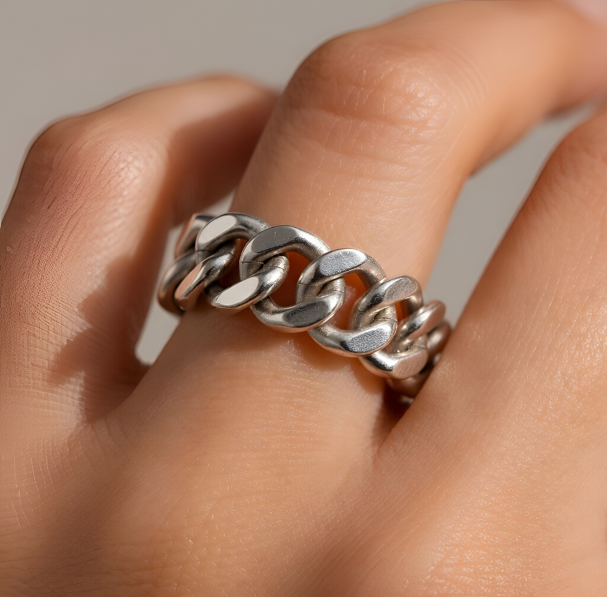 Sienna - Bague à maillons en chaîne Signature