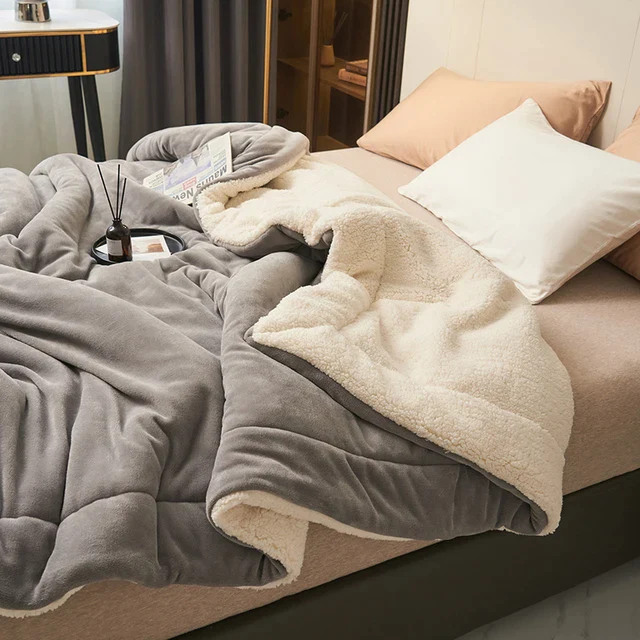 SNUGAURA – Couverture en polaire luxueuse et chaude
