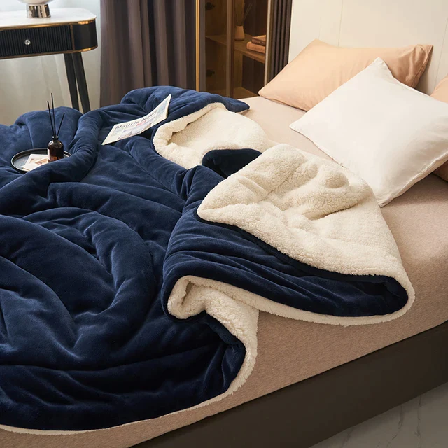 SNUGAURA – Couverture en polaire luxueuse et chaude