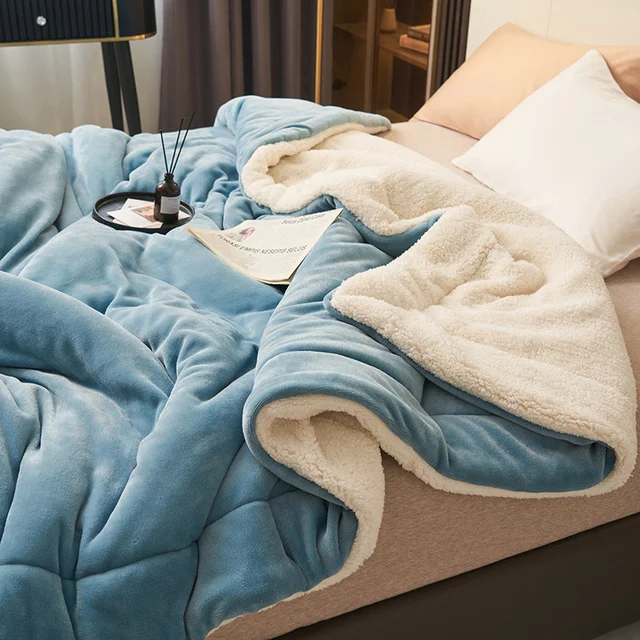 SNUGAURA – Couverture en polaire luxueuse et chaude