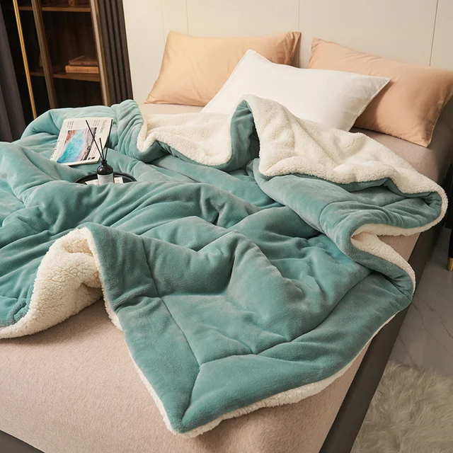 SNUGAURA – Couverture en polaire luxueuse et chaude