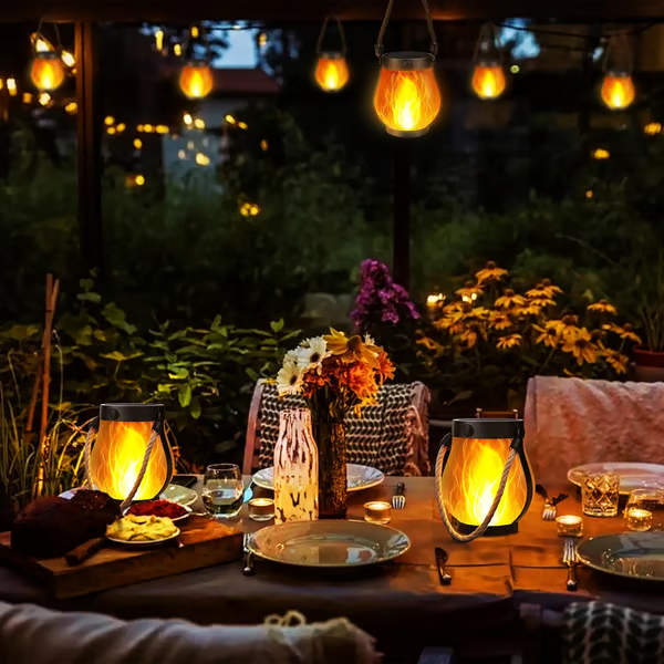 Lampes de jardin solaires | Effet flamme | Résistantes aux intempéries | WildLight
