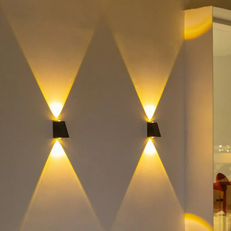 Lampe Murale Solaire | Sans Fil & Automatique | IP65 Résistante aux Intempéries | LumaRay Solaire