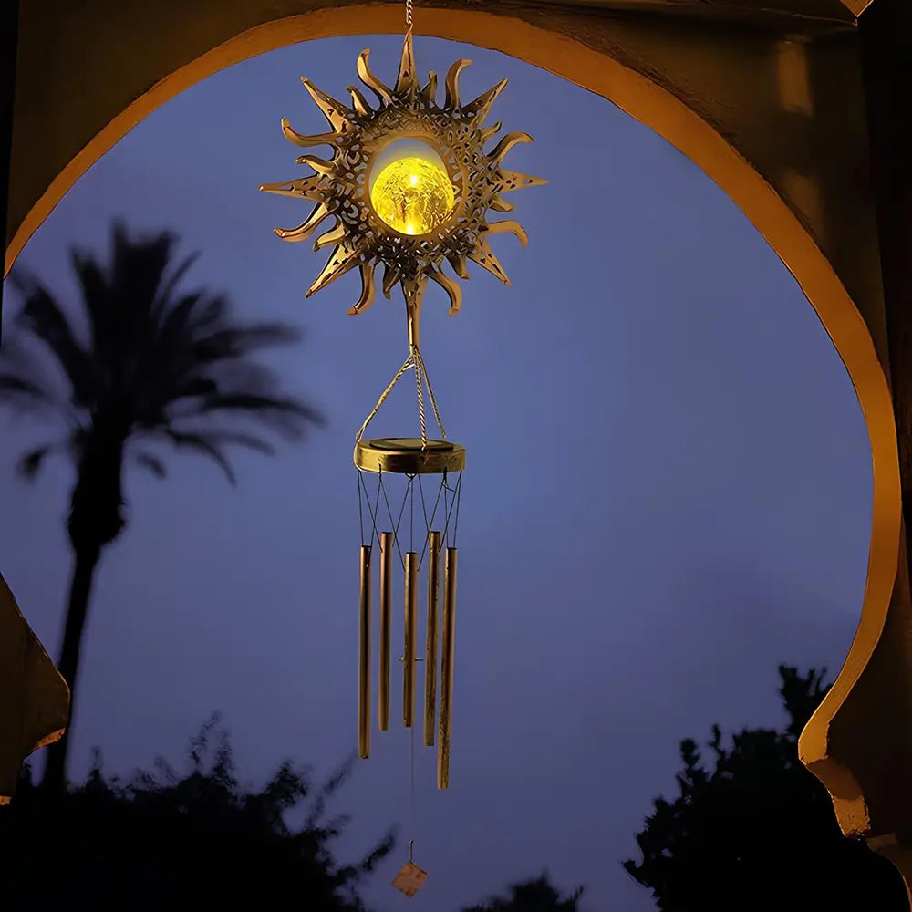 Décoration extérieure suspendue en forme de soleil avec lumière intégrée