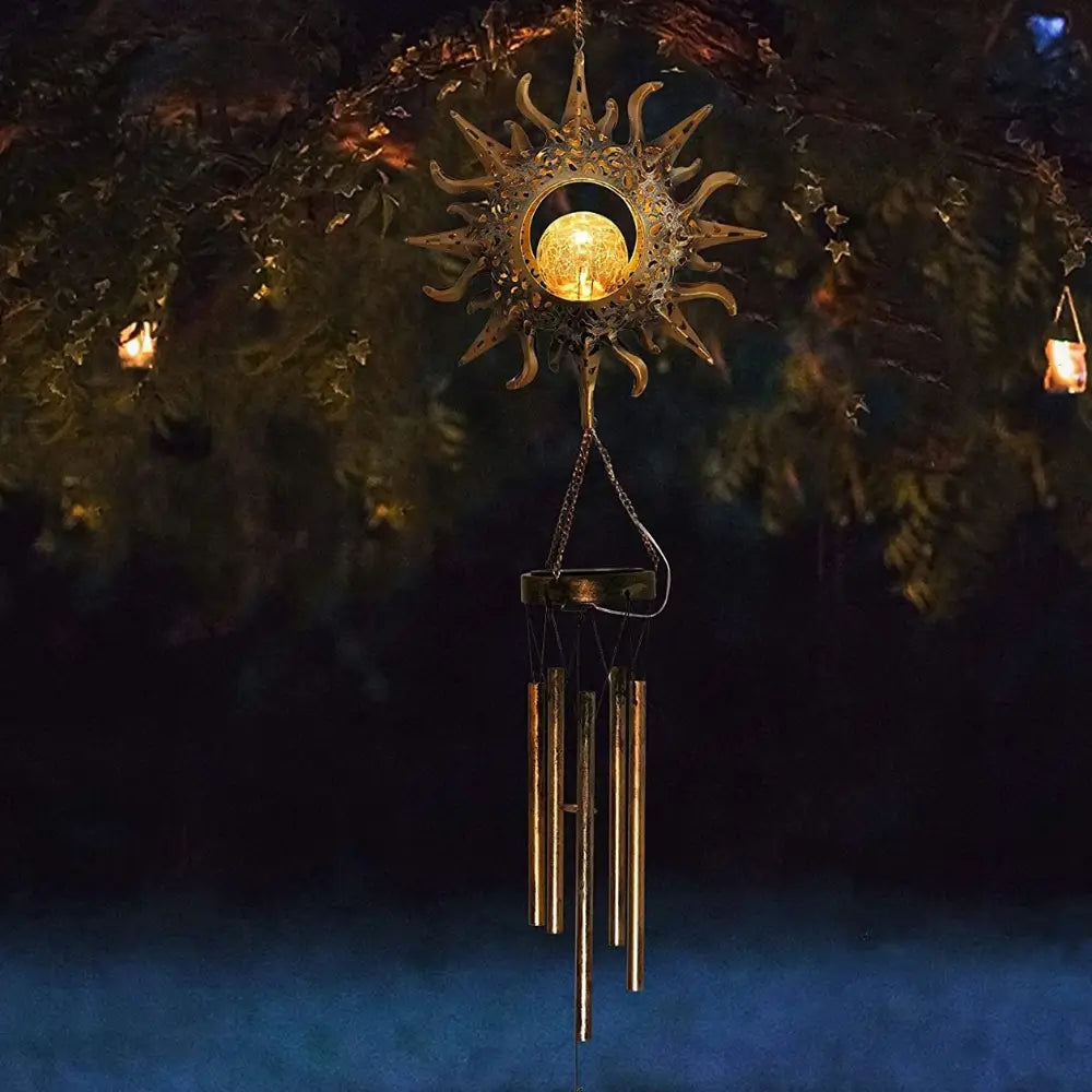 Décoration extérieure suspendue en forme de soleil avec lumière intégrée
