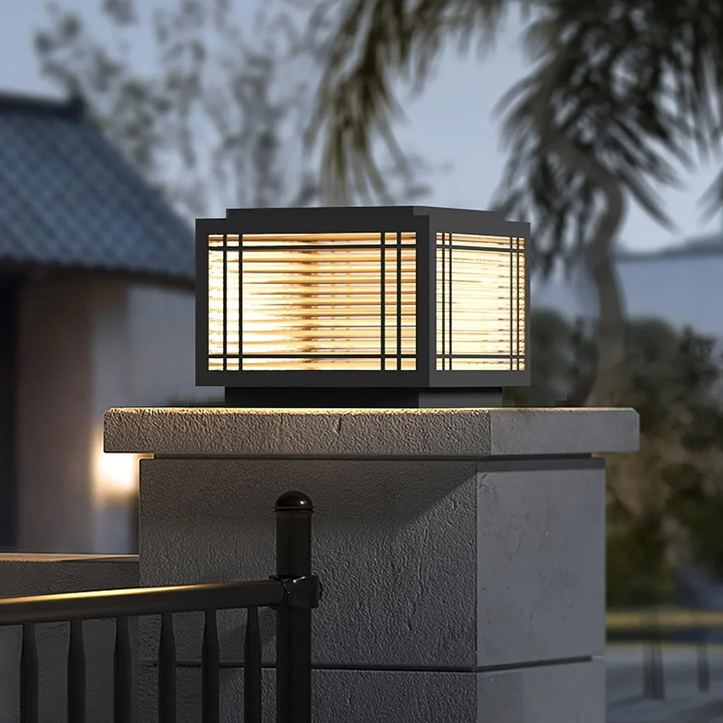 Lampe solaire à poteau avec motif de paysage japonais