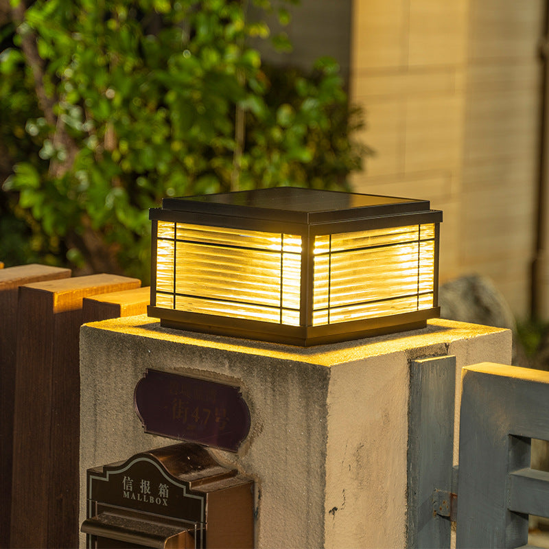 Lampe solaire à poteau avec motif de paysage japonais