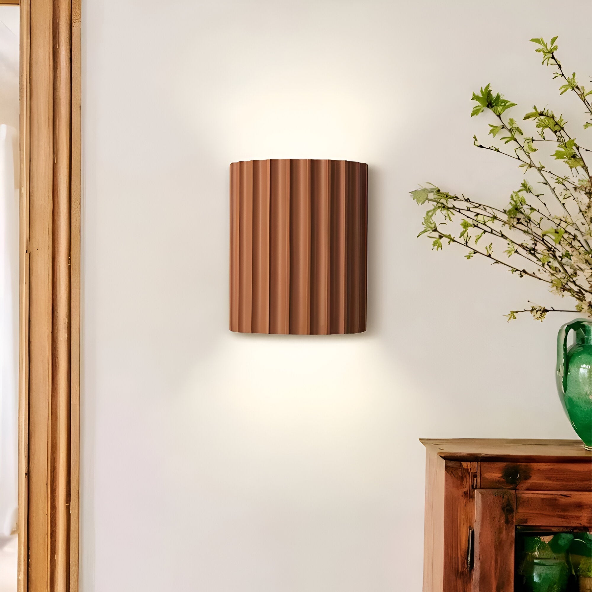 Stravon – Applique LED Rayée en Résine avec Design Nordique Moderne