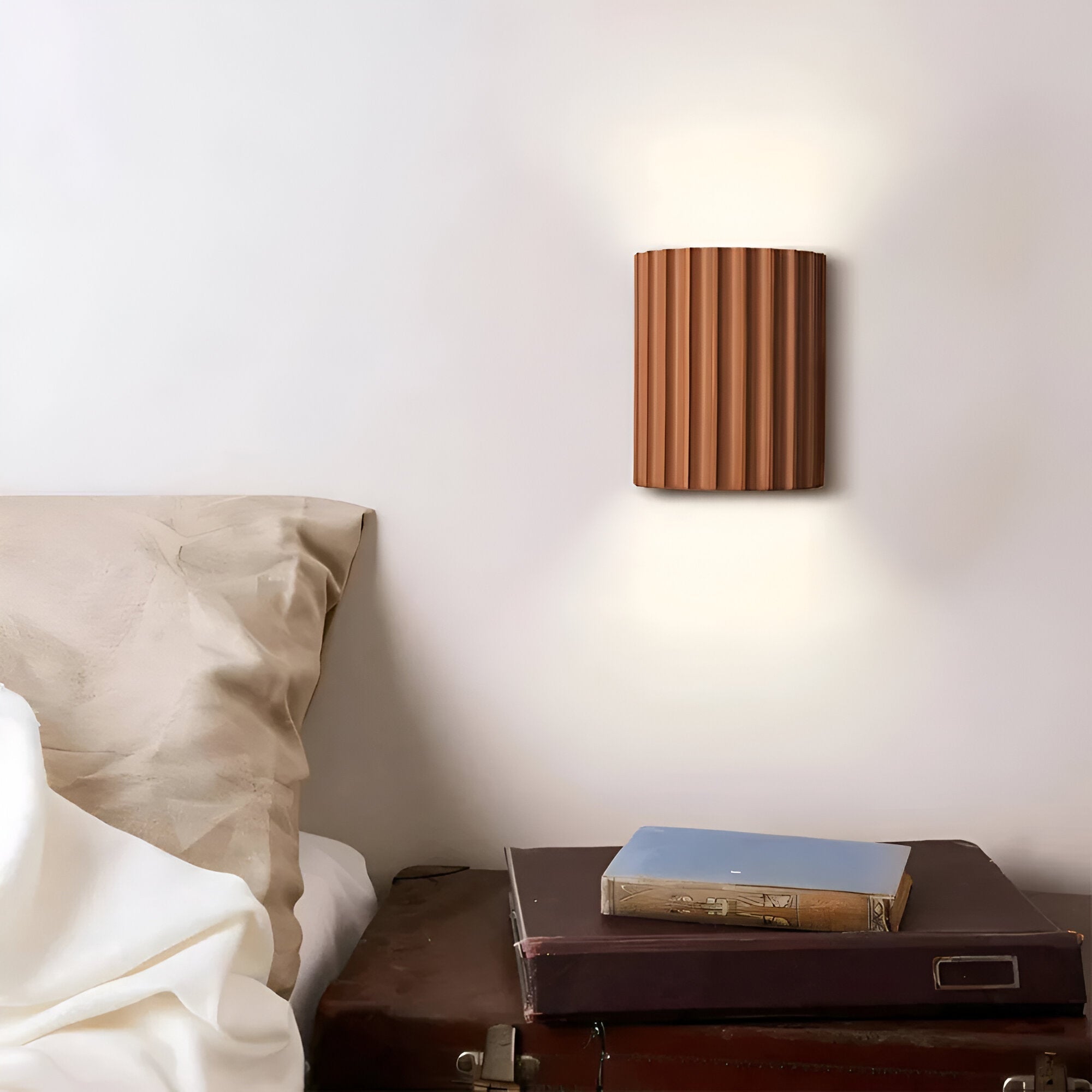 Stravon – Applique LED Rayée en Résine avec Design Nordique Moderne