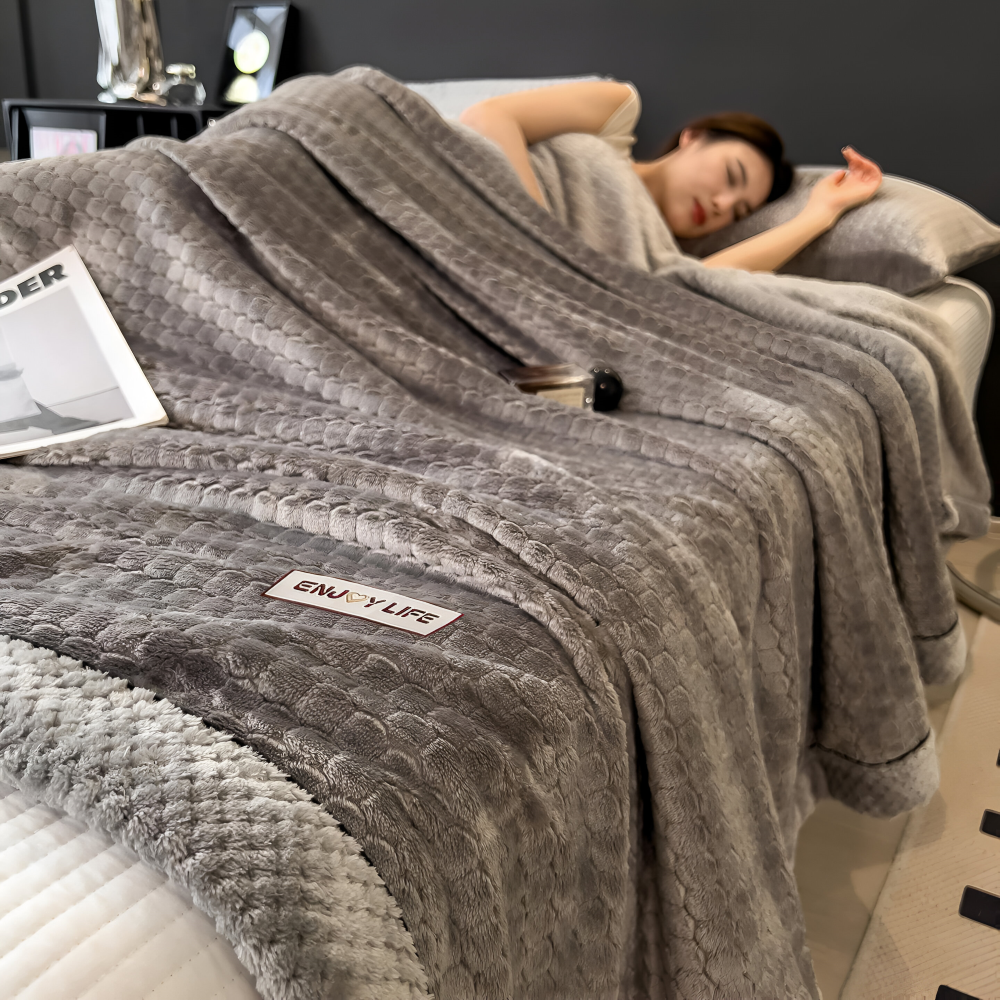 VelouraPatch – Couverture en Velours Luxueux au Design Patchwork pour un Usage Toute l'Année