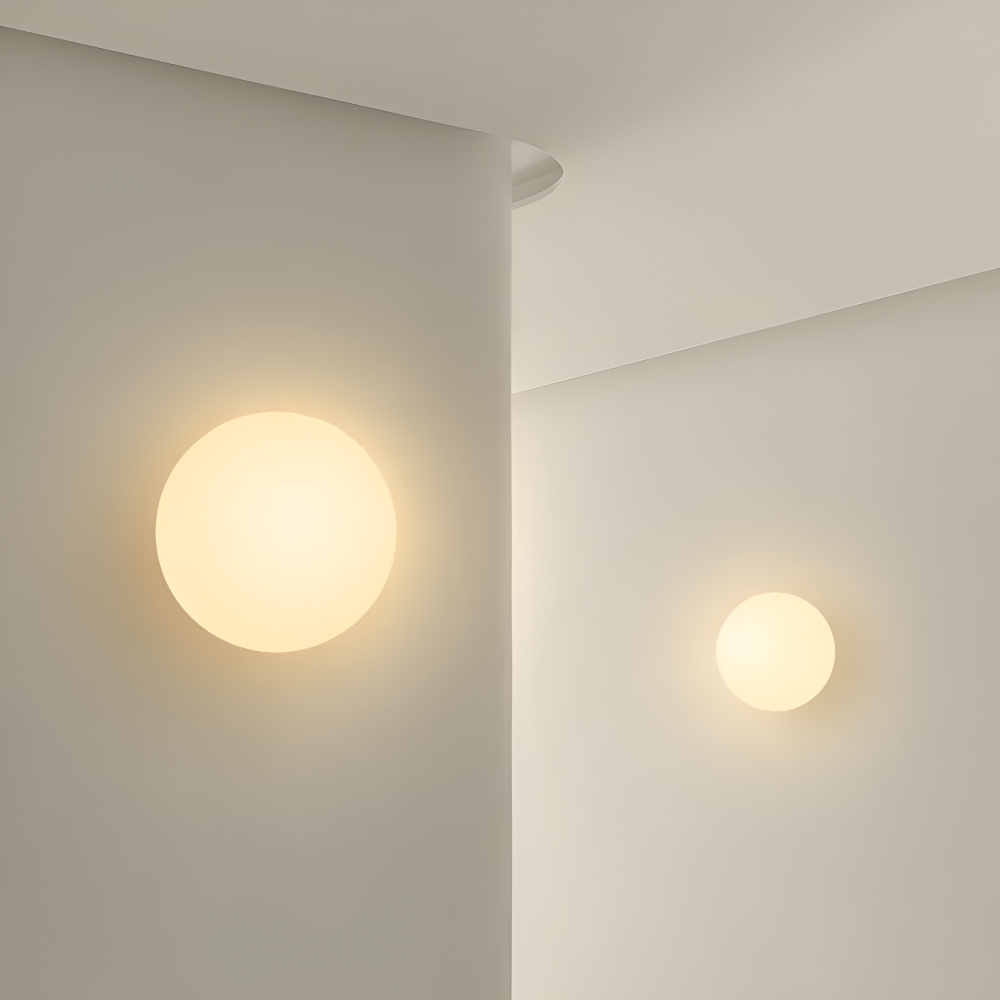 Applique murale ronde en verre blanc – lampe LED minimaliste avec lumière douce