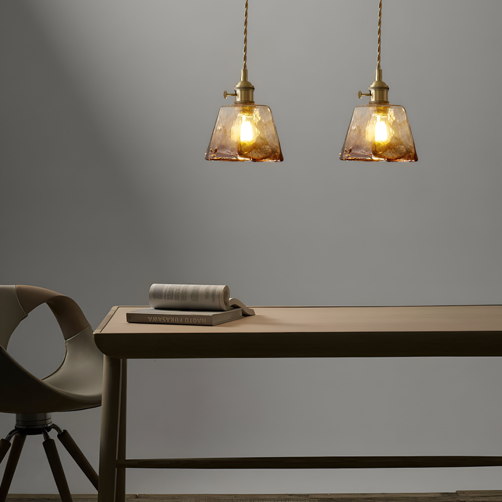 Lampe suspendue vintage en verre en laiton antique pour la table à manger
