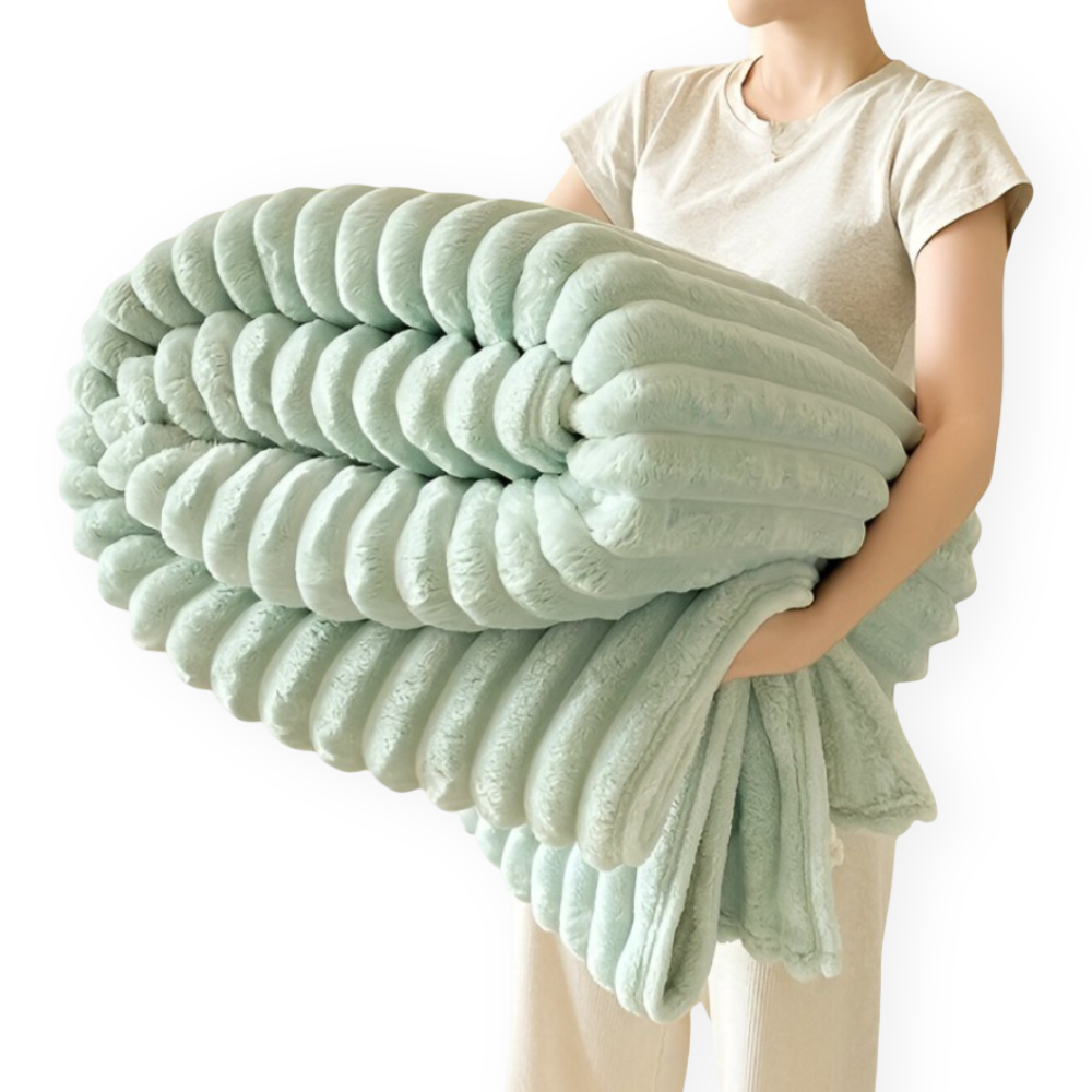 Plaid StripeEase – Couverture en Fleece Ultra-Douce avec Rayures Élastiques