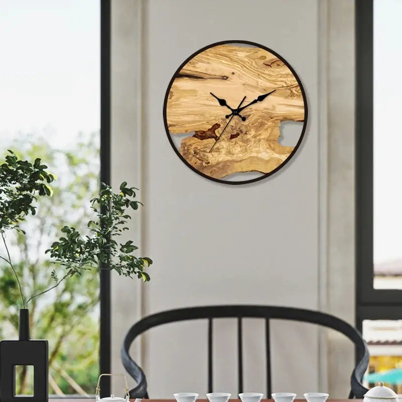 Horloge murale | Bois naturel avec finition en résine | Mécanisme à quartz silencieux | Aurelwood