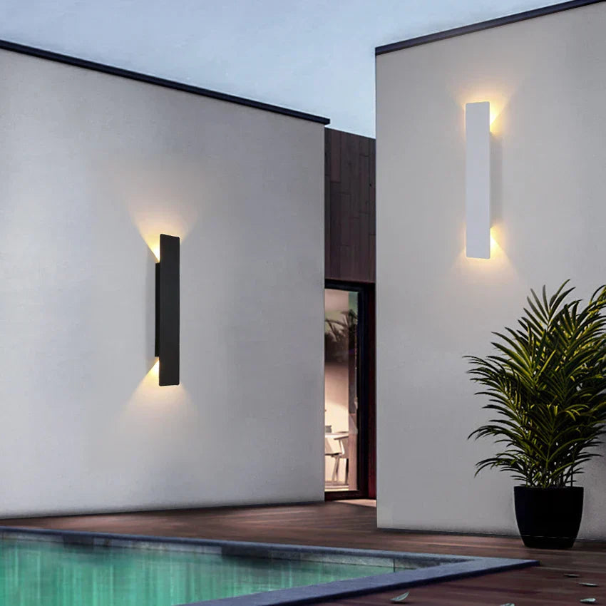 Aqualume – Applique LED étanche en aluminium pour usage extérieur