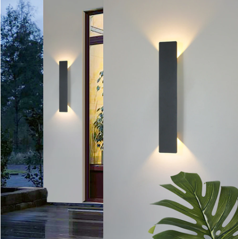 Aqualume – Applique LED étanche en aluminium pour usage extérieur