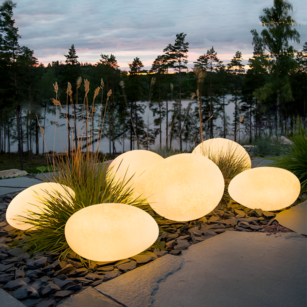 Boules Lumineuses LED Décoratives pour Jardin & Balcon – Lampes Extérieures Résistantes aux Intempéries