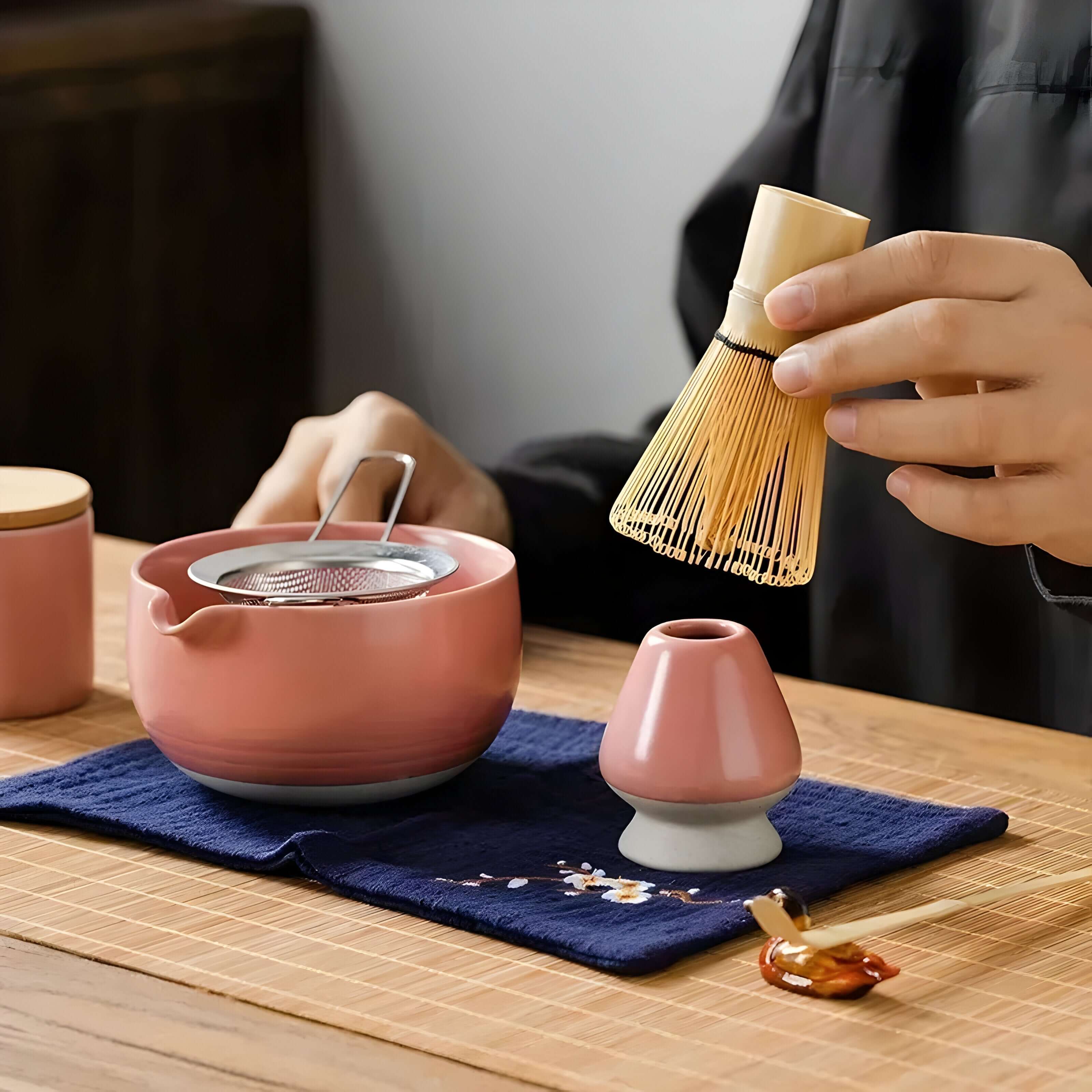 Ensemble de thé Matcha en céramique fait à la main