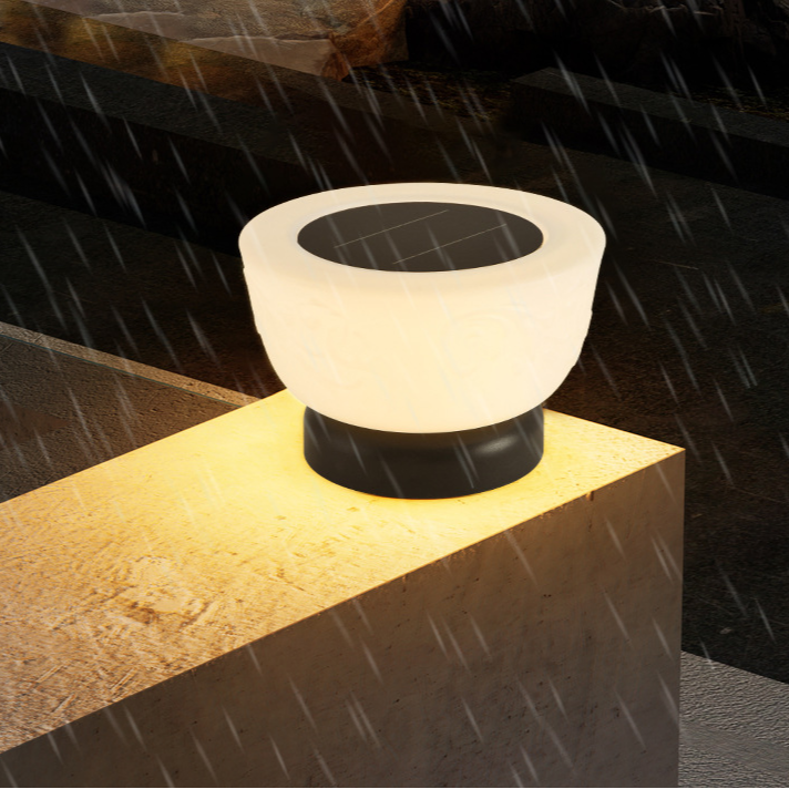 Lampe solaire extérieure à poteau avec bol lumineux