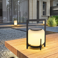 Lampe solaire extérieure autonome avec lumière fermée