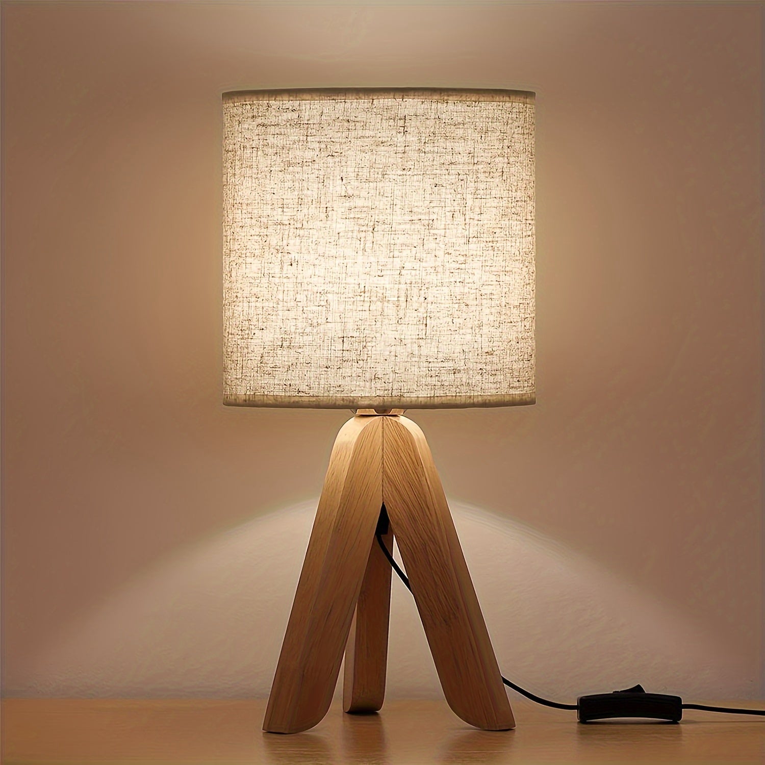Lampe Tripod en Style Naturel - Pour un Éclairage Chaud et Moderne
