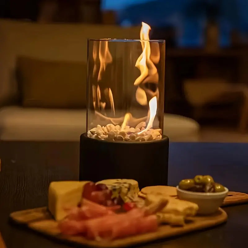 Chaleur sans odeur dans une élégante cheminée de table portable