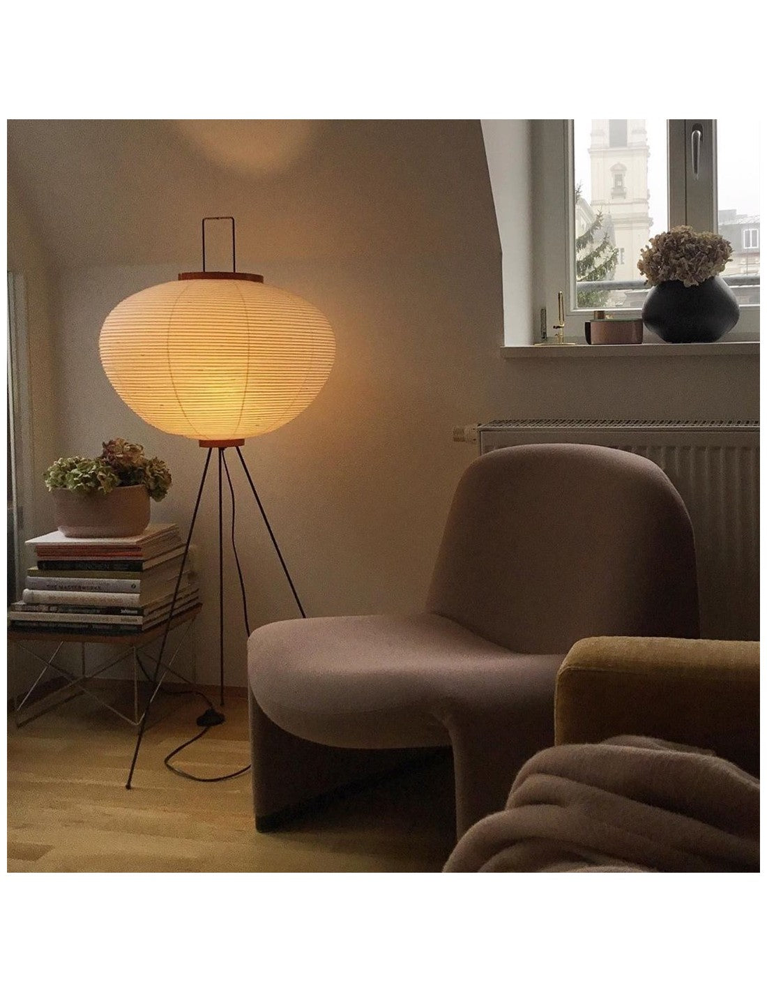Lampe sur pied japonaise en sculpture de papier