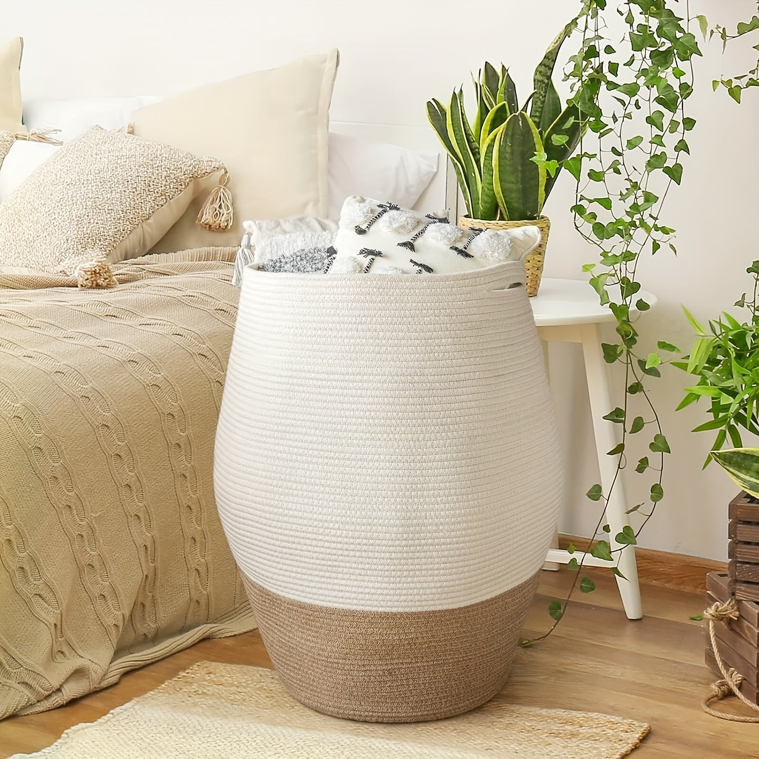 Grand Panier à Linge Tissé en Osier – Pratique et Élégant pour Toute Salle de Lavage