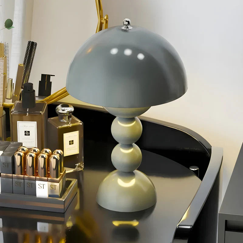 Lampe de table LED à intensité variable au design scandinave