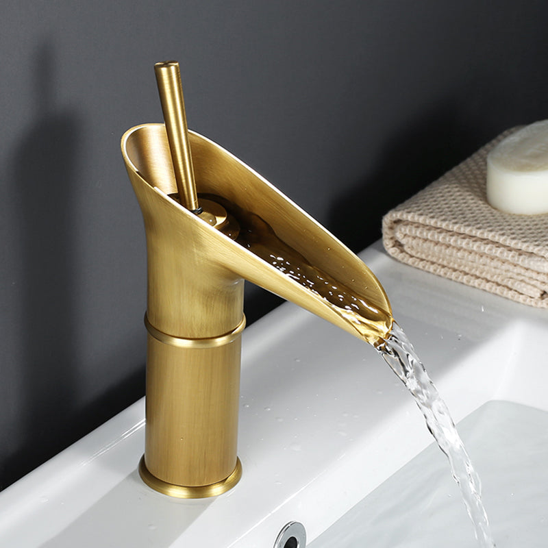 Robinet de Lavabo de Luxe - CascadeFlow