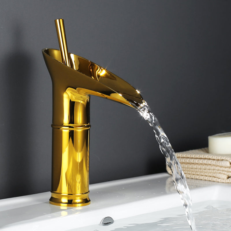 Robinet de Lavabo de Luxe - CascadeFlow
