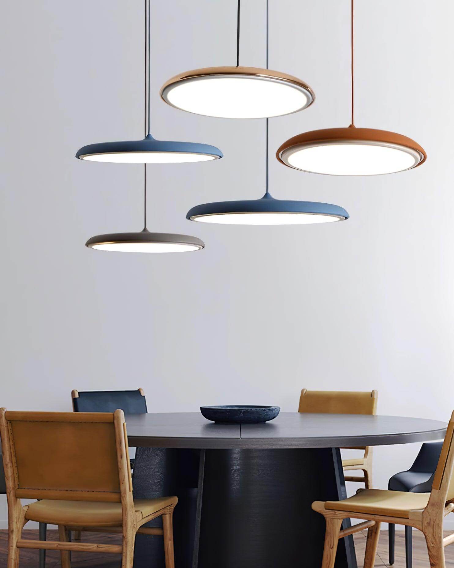 Suspension au Design Simple pour Intérieurs Modernes