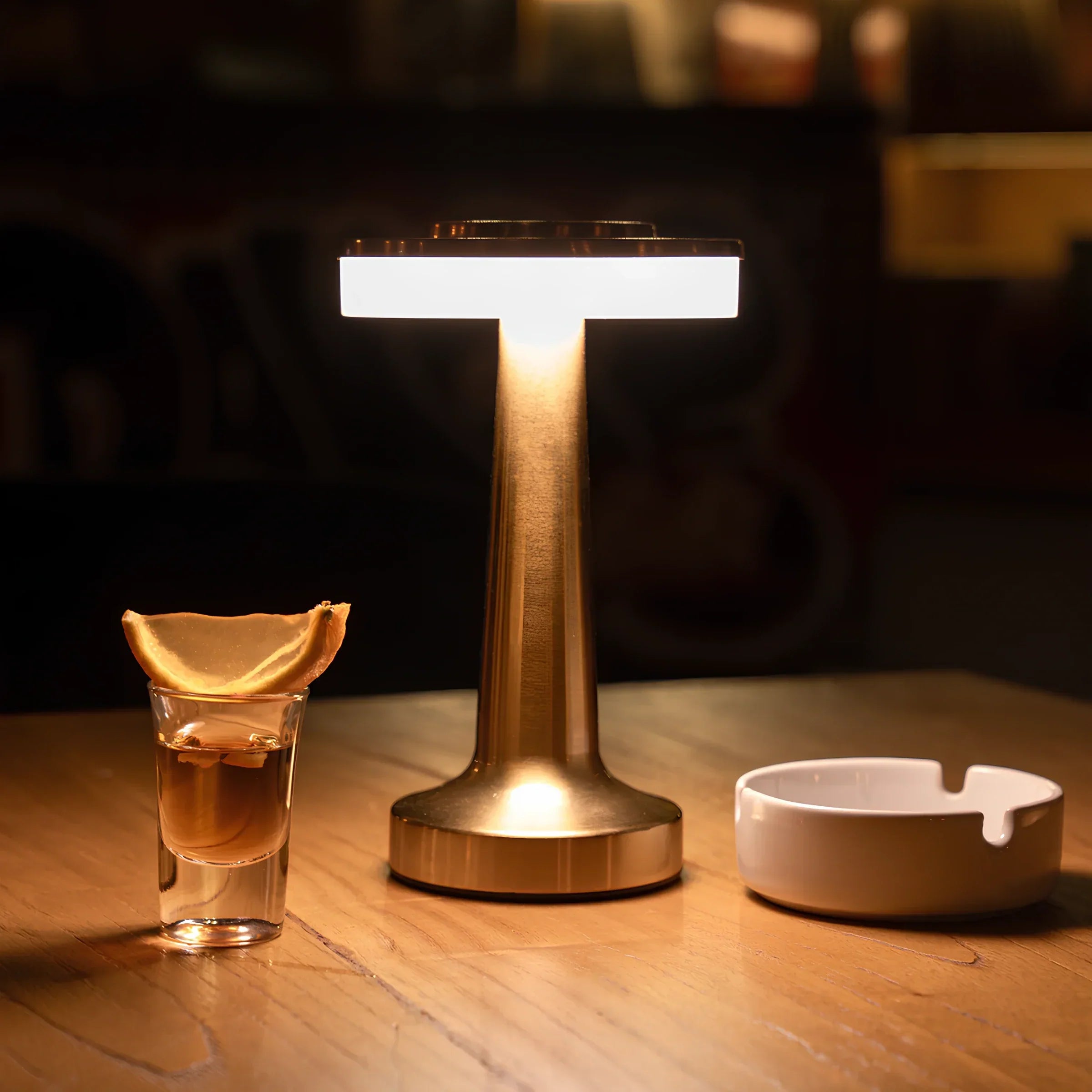 Lampe de table sans fil au style rétro - LumiBar